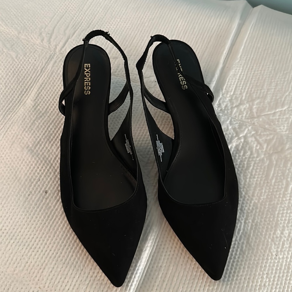 Low Heel Black Pumps